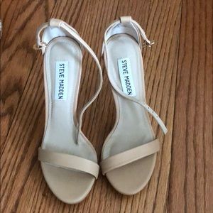 Steve Madden high heels Nude